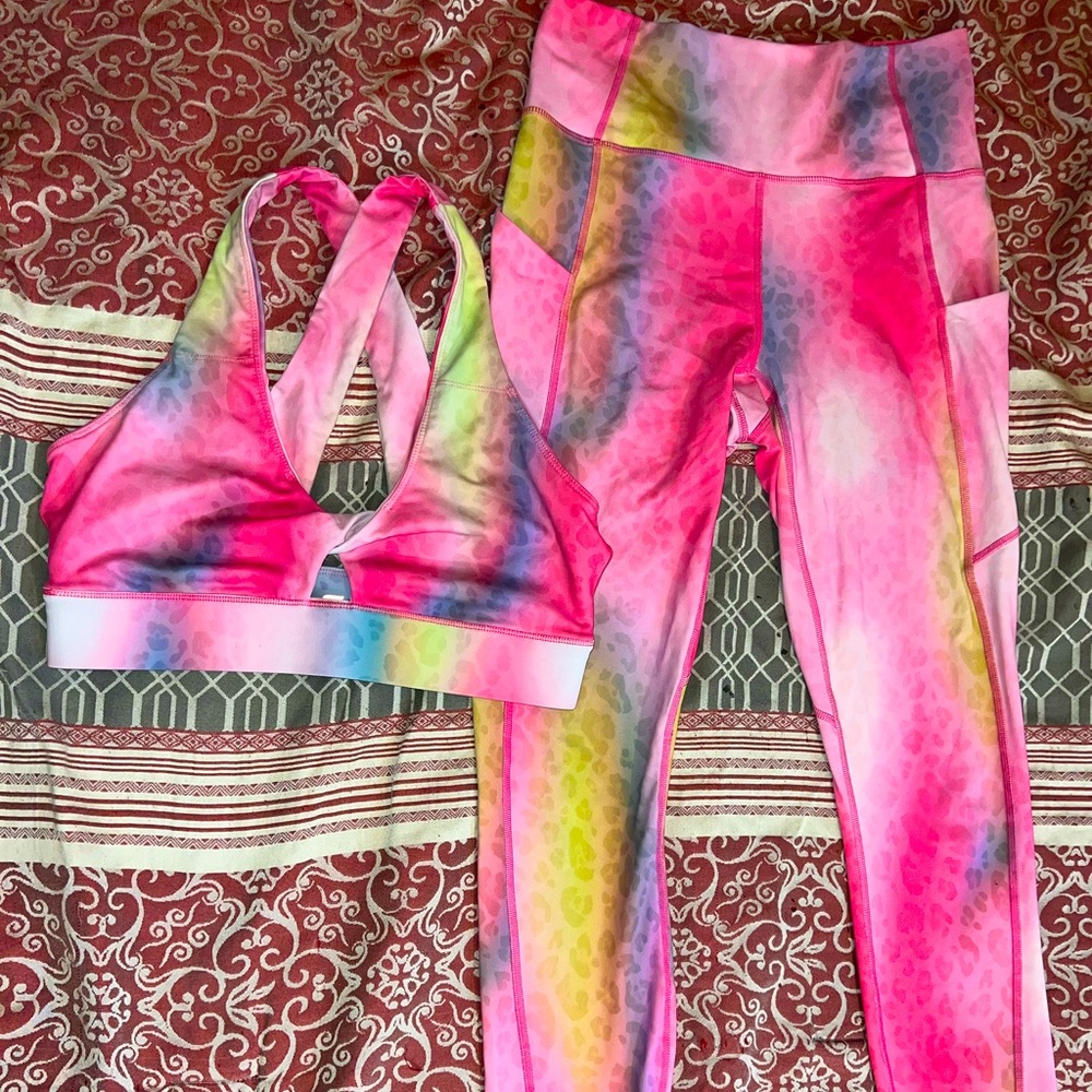 Sports Bra & Leggings Set